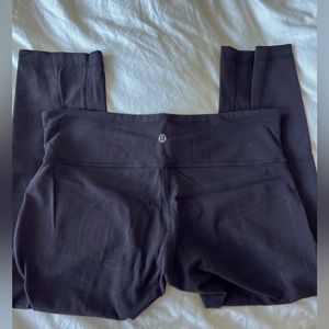 Lululemon Black Wunder Under mid-rise cropped legging